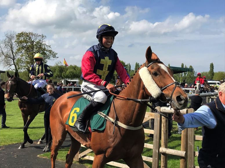 Bryony Frost on Little Windmill